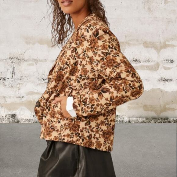 Free People NWT Cali Floral Print Boxy Single Breasted Blazer Size Medium - Picture 2 of 7